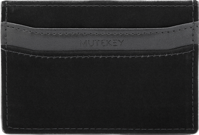 VALEUR. Obsidian Black.