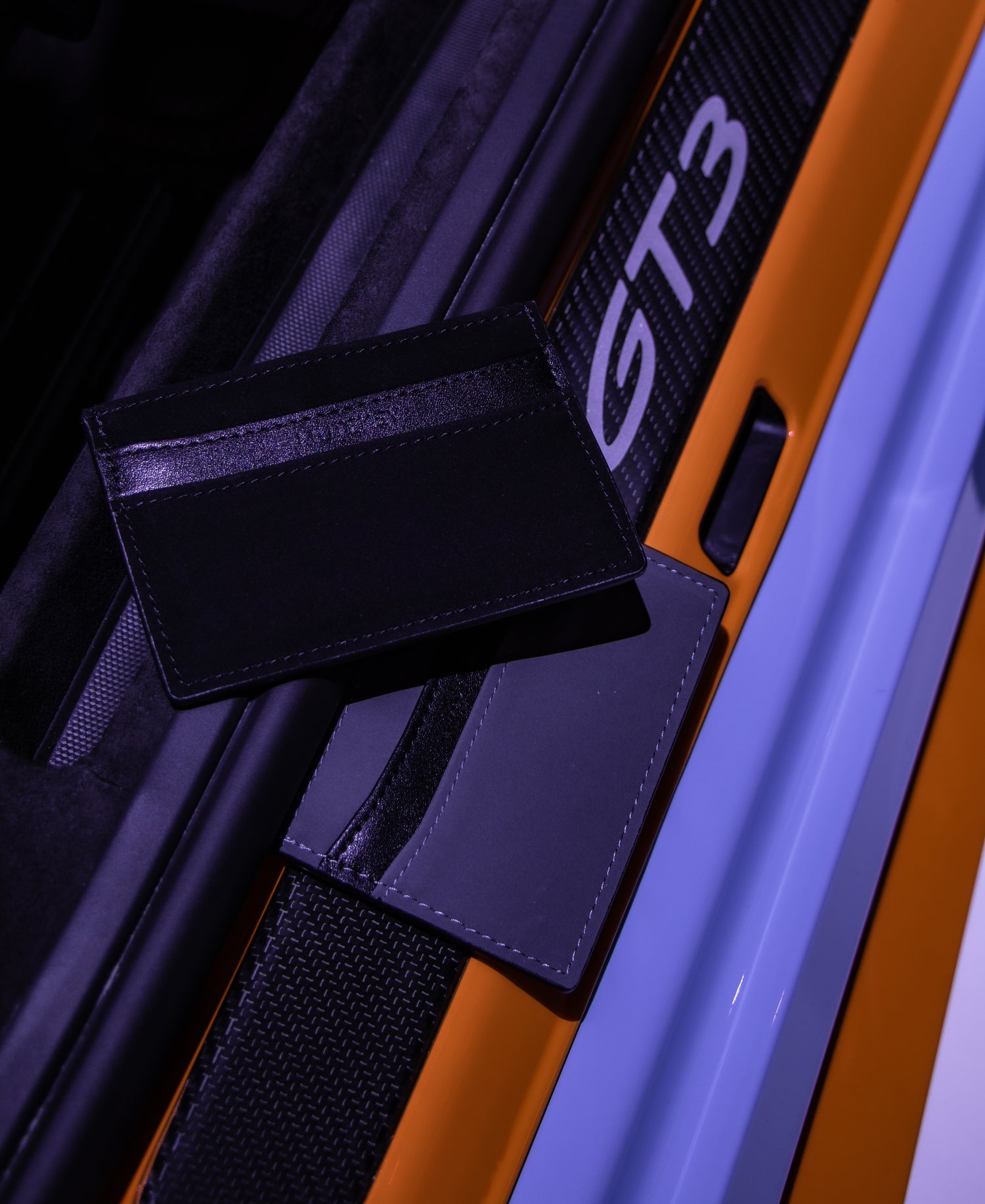 VALEUR. Obsidian Black.